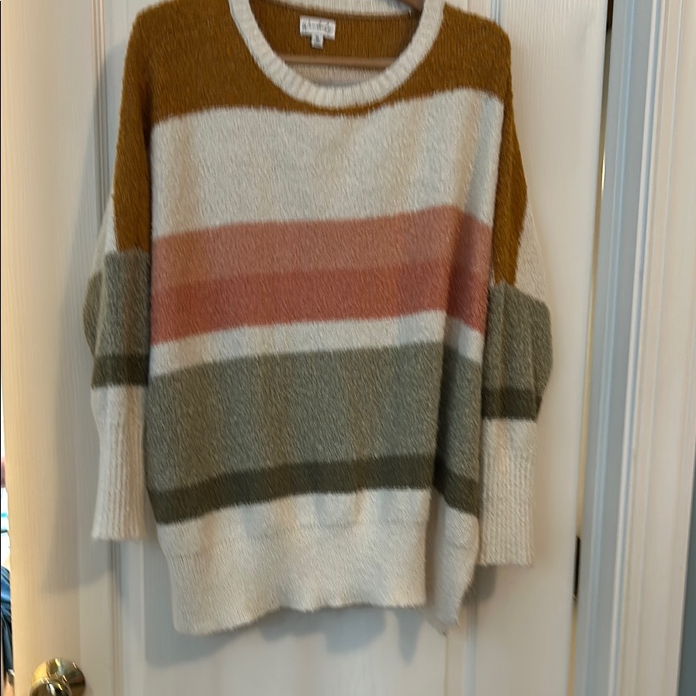 Wonderly Cream and Pink Crew Neck Sweater